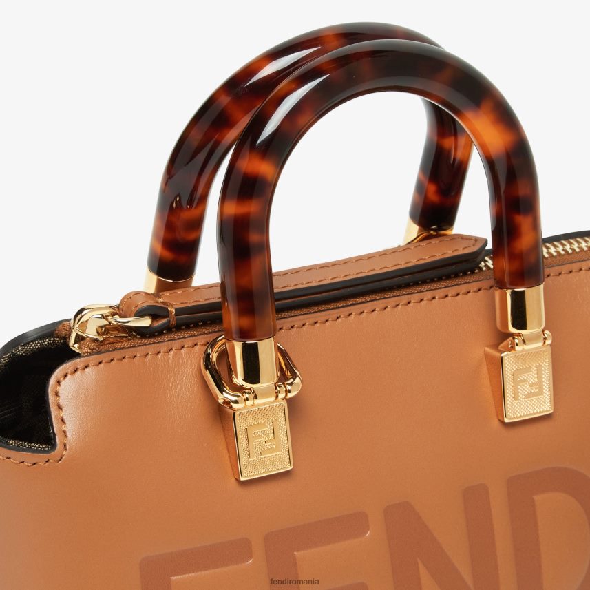 geantă Boston mică din piele maro Fendi femei accesorii 86084L751