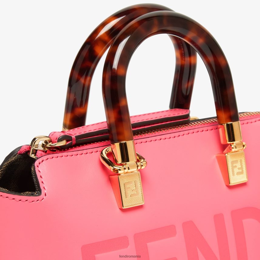 geantă Boston mică din piele roz Fendi femei accesorii 86084L717