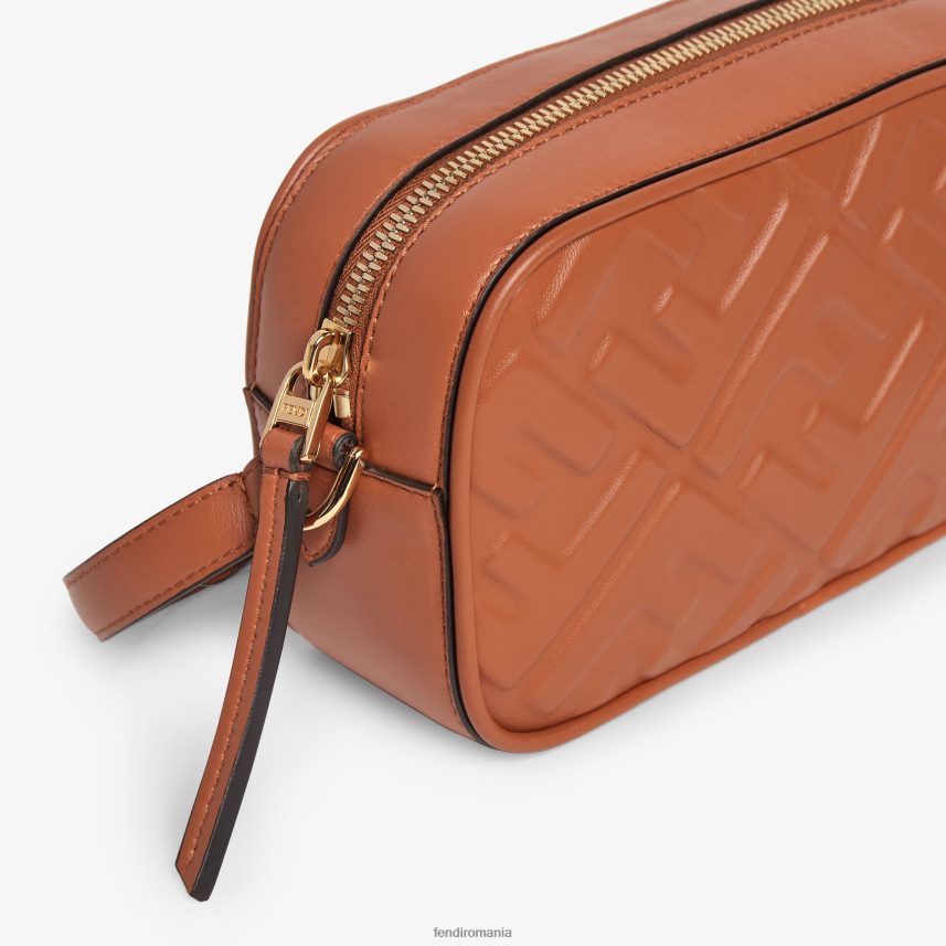 husa camera mini-geanta din piele maro Fendi femei accesorii 86084L669
