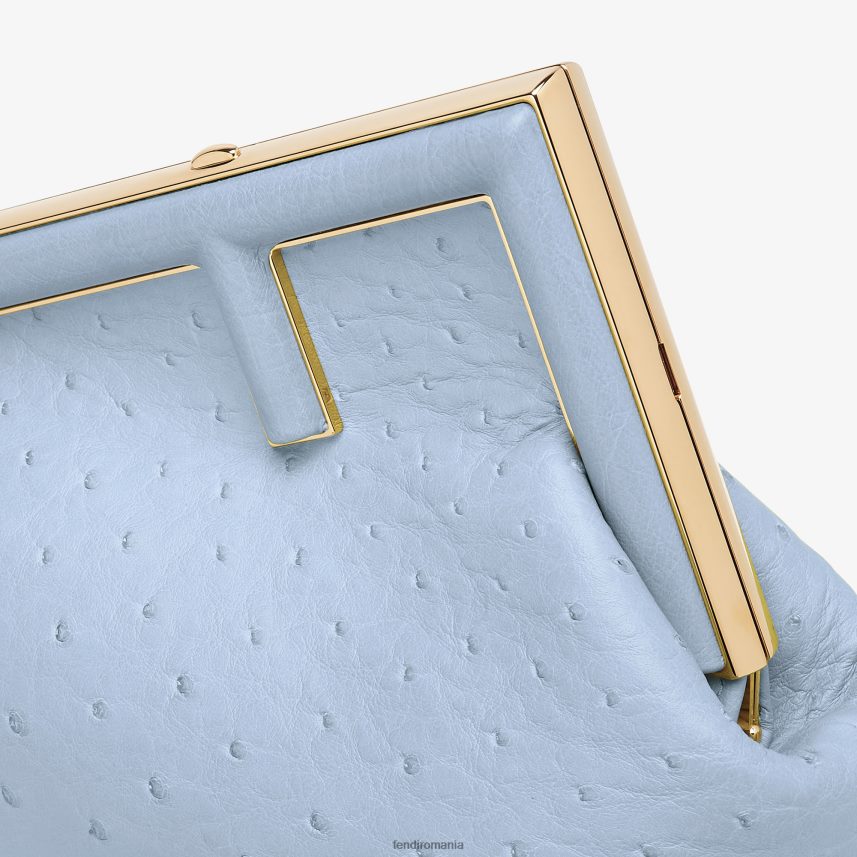geanta din piele de strut albastru deschis Fendi femei accesorii 86084L674
