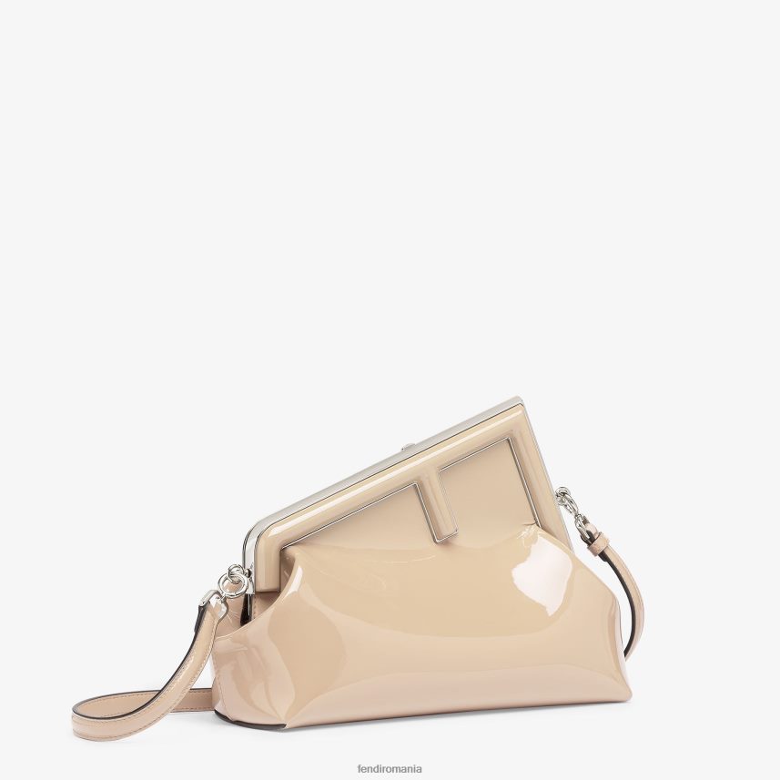 geanta din piele lacuita bej Fendi femei accesorii 86084L703