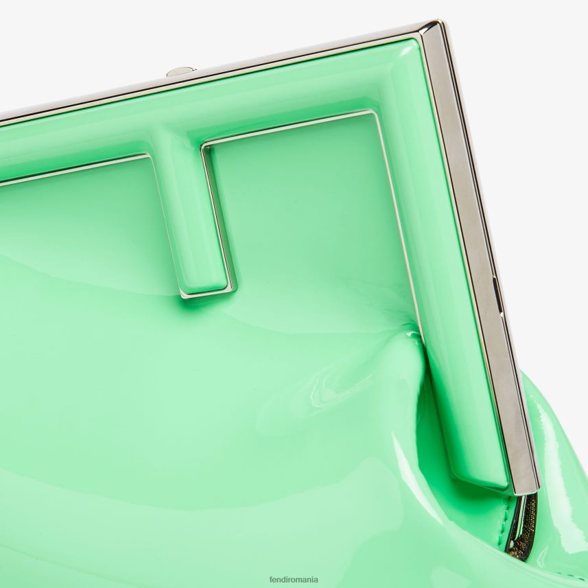 geanta din piele lacuita verde Fendi femei accesorii 86084L711