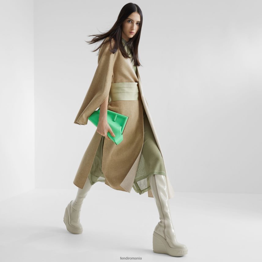 geanta din piele lacuita verde Fendi femei accesorii 86084L711