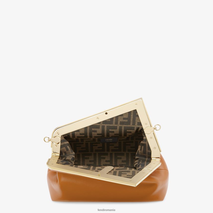 geanta midi din piele maro Fendi femei accesorii 86084L574