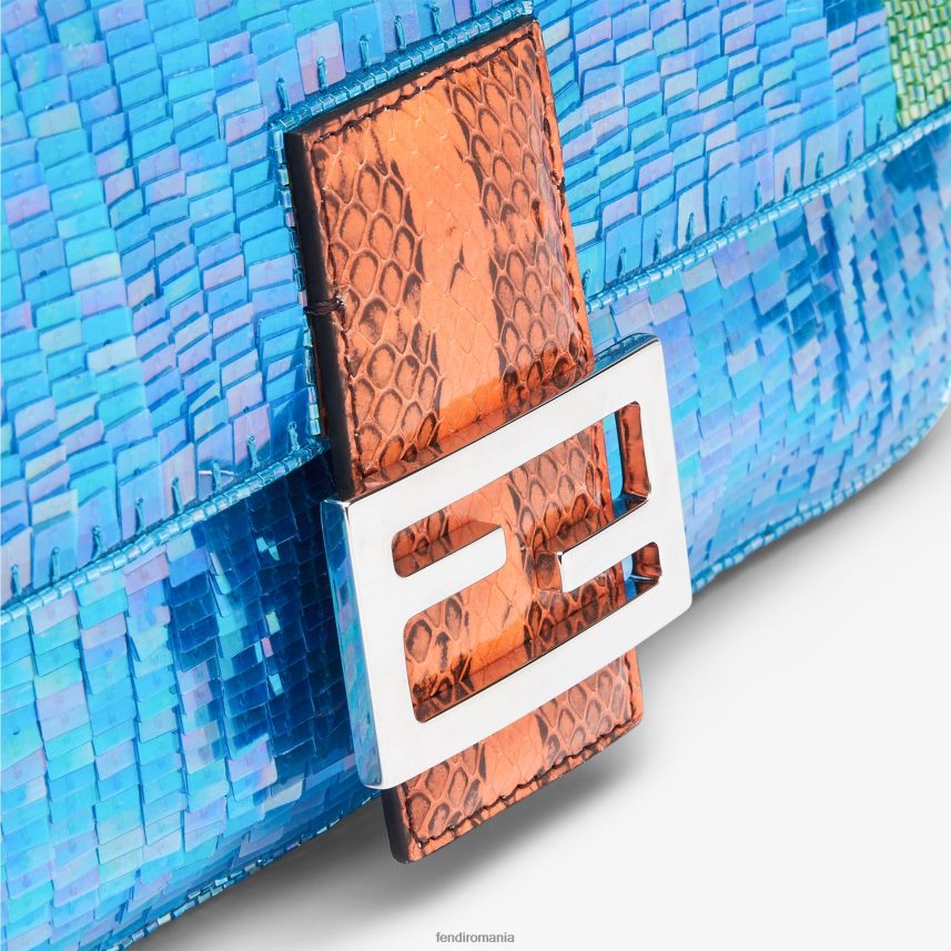 geanta reeditare in paiete albastru deschis Fendi femei accesorii 86084L803