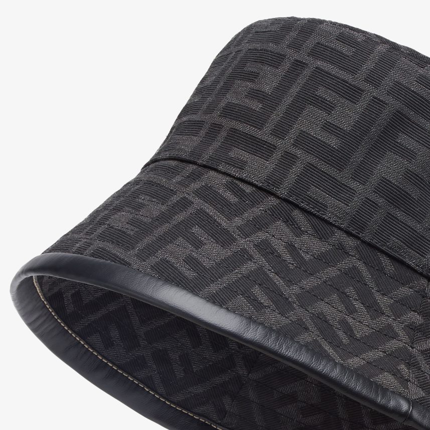 pălărie de găleată din material textil negru Fendi bărbați accesorii 86084L2491