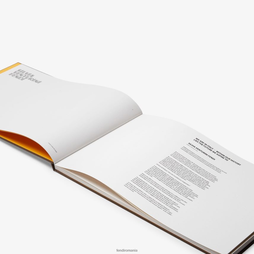 carte de baghete „mână în mână”. Modă Fendi unisex accesorii 86084L481